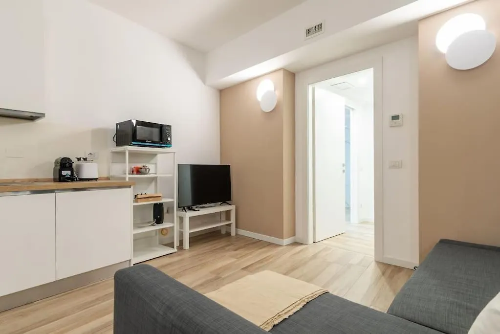 Mora Flexyrent A.C. - Colonne Apartment Milan